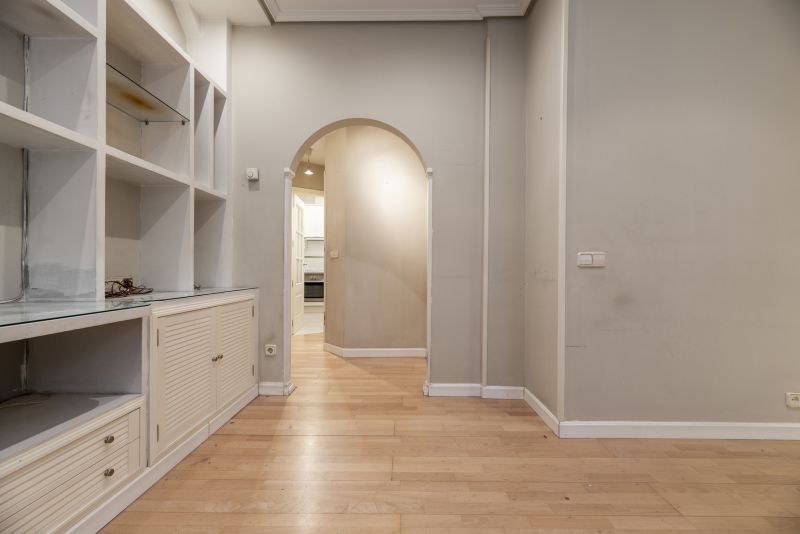 Bookcase Construction